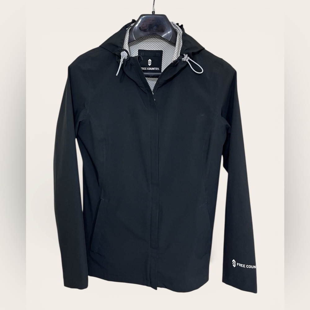 Free Country Women’s Black Waterproof Windbreaker Full-Zip Jacket. Small